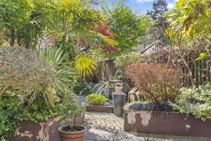 Photo 38- click for photo gallery